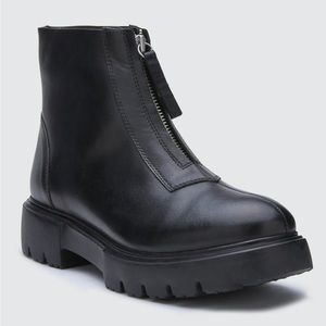 Matisse Margot Black Utilitarian Boot. NWT.